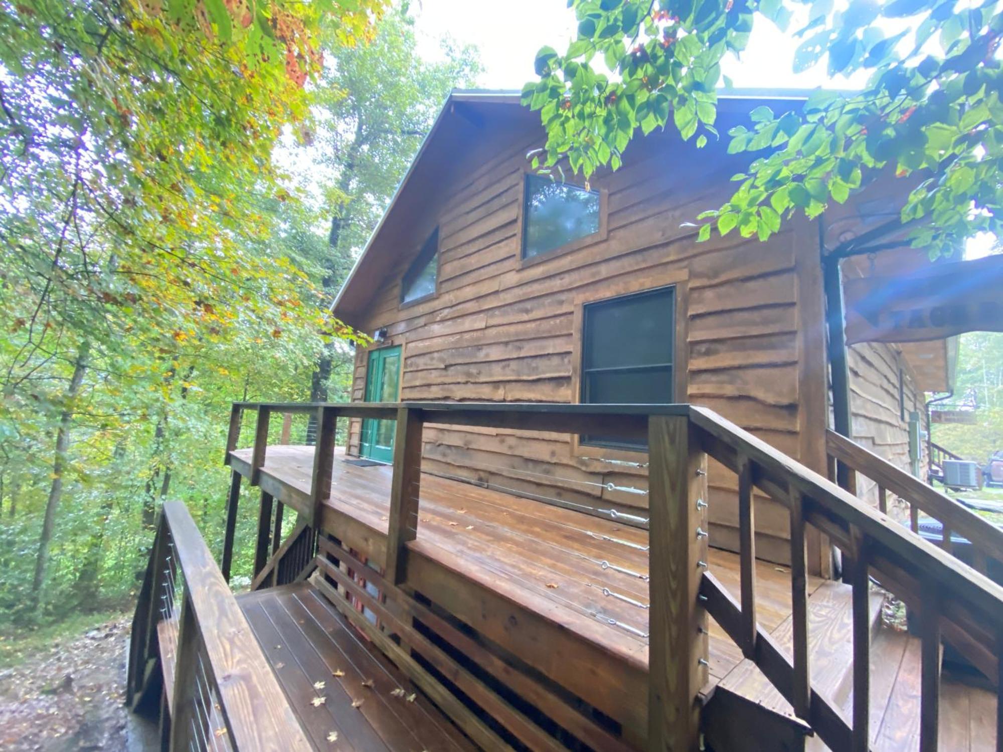 فندق The Treehouse At The Rustic Retreat ناشفيل المظهر الخارجي الصورة